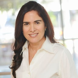 Isabel Lustosa
