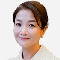 Christina Lee